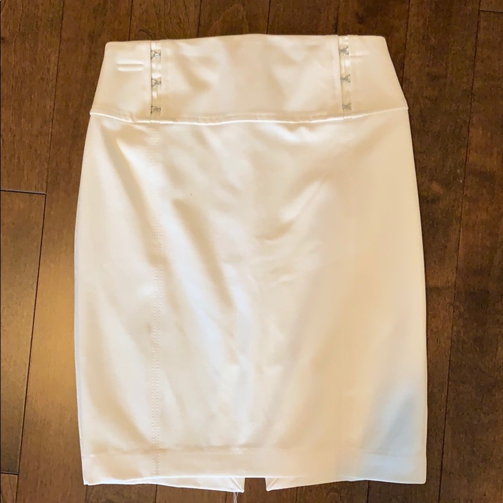 Express high waisted skirt sz 0 white